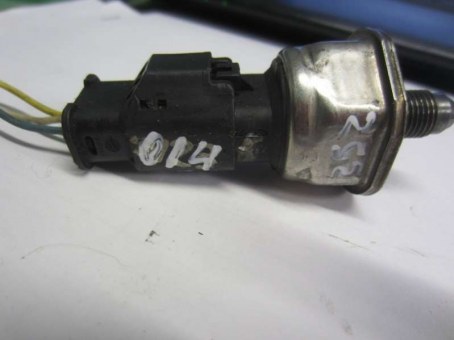Датчик давления топлива Peugeot  V75404398008,754043980 Peugeot  V75404398008,754043980
