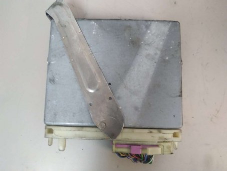 Блок управления двигателем Volvo   0281001802,17480044 Volvo  281001802,2
