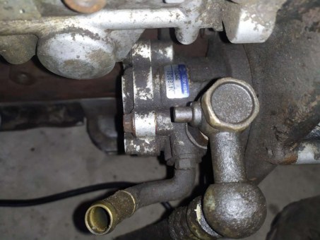 Насос гидроусилителя руля Nissan  491105M321,04128081 Nissan  491105M321,04128081