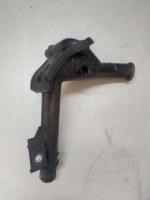 Фланец (тройник) системы охлаждения Renault  8200271590, 8200552604 Renault  8200271590, 8200552604