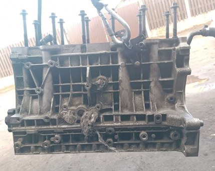 Блок цилиндров Volvo  D5244T4, D5 Volvo  D5244T4, D5