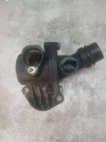 Корпус термостата Volkswagen   06E906517A Volkswagen  06E906517A