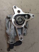 Насос вакуумный Renault  146502018R Renault  146502018R