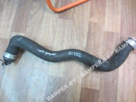 Патрубок радиатора Mercedes  A2045013182 Mercedes  A2045013182