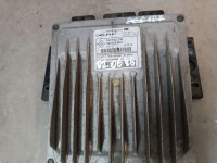 Блок управления двигателем Renault  8201002106,8201023847 Renault  8201002107