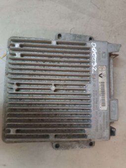Блок управления двигателем Renault  7700110427,7700968294 Renault  7700110428