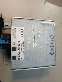 Усилитель музыкальный Audi  8E9035223D Audi  8E9035223D