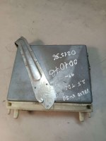 Блок управления двигателем Volvo  0281001801,17390112 Volvo  281001801,2