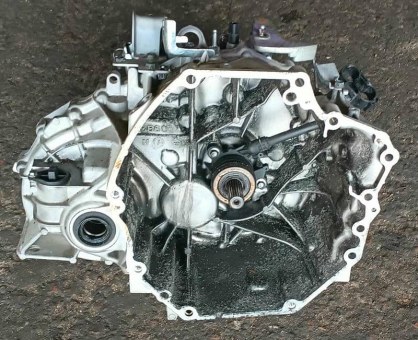 КПП механическая (МКПП) 6-ступенчатая Nissan  BB30, 5242004, MBBB60D Nissan  BB30, 5242004, MBBB60D
