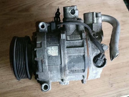 Компрессор кондиционера Audi  8D0820803P Audi  8D0820803P