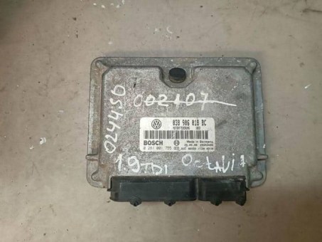 Блок управления двигателем Skoda  038906018BC,0281001755 Skoda  038906018BC,0281001755
