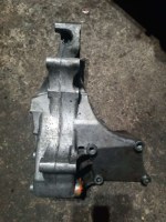 Кронштейн генератора Volkswagen  074145169A Volkswagen  074145169A
