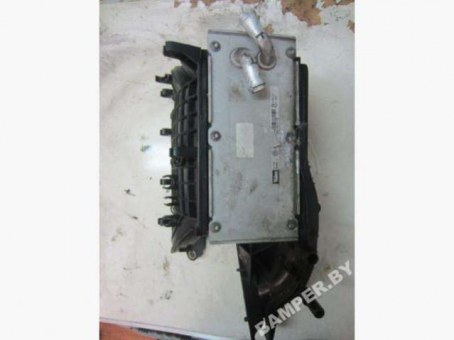 Интеркулер Audi  03C145749B Audi  03C145749B