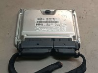 Блок управления двигателем Volkswagen  0281010447 Volkswagen  281010447
