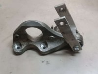 Кронштейн полуоси Volvo  32222463 Volvo  32222463