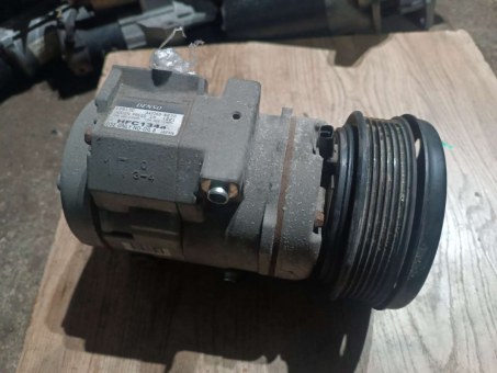 Компрессор кондиционера Mazda  4472606270 Mazda  4472606270