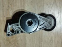 Натяжитель ремня генератора Volkswagen  06A903315E, 950414 Volkswagen  06A903315E, 950414