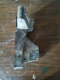 Кронштейн двигателя Fiat  504384953 Fiat  504384953