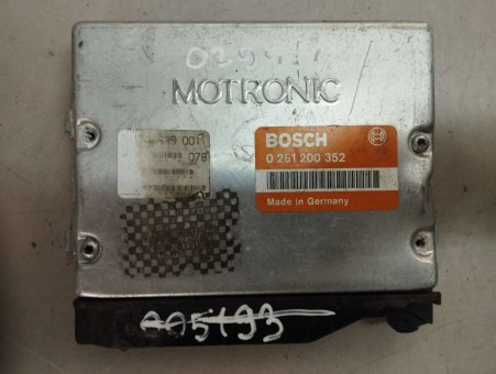 Блок управления двигателем BMW  0261200352 BMW  261200352