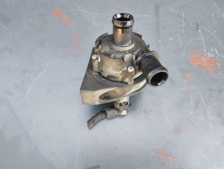 Насос антифриза дополнительный Volkswagen  0392023211, 5G0965567A Volkswagen  0392023211, 5G0965567A