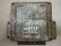 Блок управления двигателем Renault  0281010297, 8200048297, 8200112661 Renault  0281010297, 8200048297, 8200112661