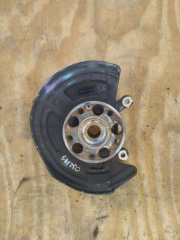 Ступица передняя правая Mercedes  A2464210820 Mercedes  A2464210820
