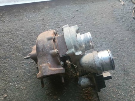 Двигатель SsangYong  53039700490,A6720900380 SsangYong  53039700490,A6720900380
