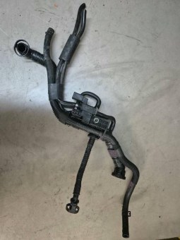 Патрубок вентиляции картера Volkswagen  03C103175D,06F906283F.03C133518AJ Volkswagen  03C103175D,06F906283F.03C133518AJ