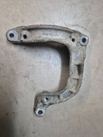 Кронштейн компрессора кондиционера Mitsubishi  7813A218 Mitsubishi  7813A218