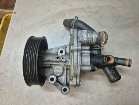 Помпа Ford  bk3q8k500,8k3q8a558 Ford  bk3q8k500,8k3q8a558
