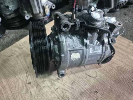 Компрессор кондиционера Audi  4471906429 Audi  4471906429