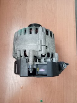 Генератор Peugeot  9815683280,2711826C,617057946,37VE54 Peugeot  9815683280,2711826C,617057946,37VE54