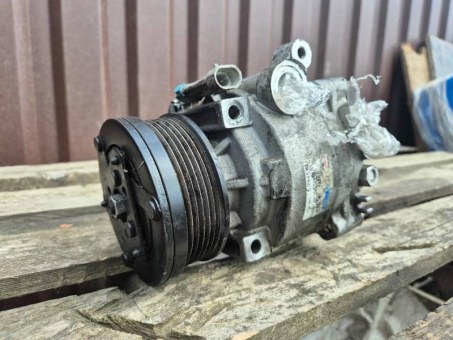 Компрессор кондиционера Buick  CM8452J Buick  CM8452J