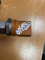 Датчик давления топлива Volkswagen  06J906051D Volkswagen  06J906051D