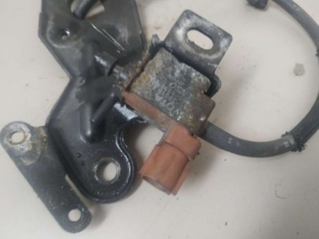 Датчик клапана турбины Toyota  1846004030 Toyota  1846004030