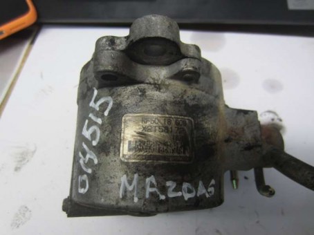 Насос вакуумный Mazda  X2T58172,RF5C18G00 Mazda  X2T58172,RF5C18G00